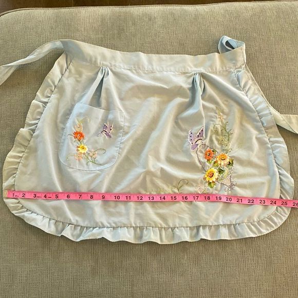 Vintage Hand Embroidered Half Apron - Picture 12 of 14